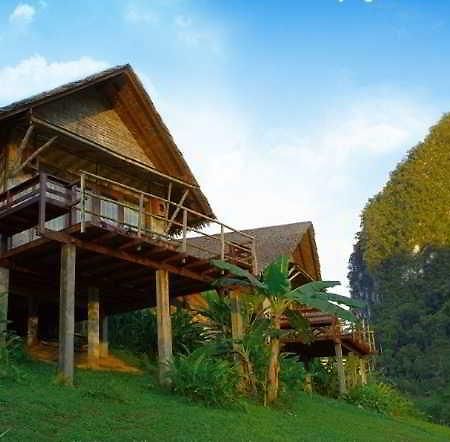 素叻他尼 Cliff And River Jungle酒店 外观 照片